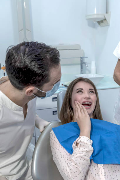 Best Knocked-Out Tooth Emergency  in Opa Locka, FL